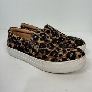 Steve Madden gills leopard animal print slip on shoes casual cheetah